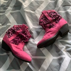 Pink cheetah girls shoes